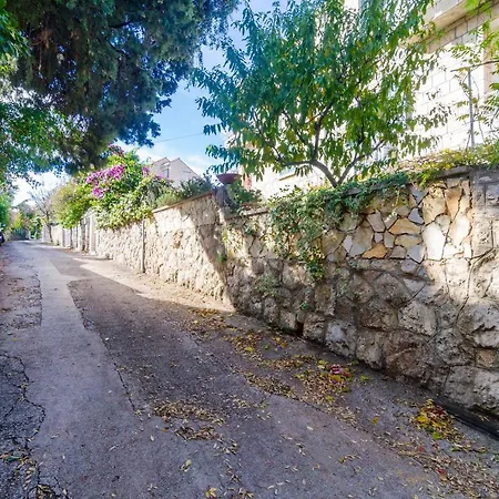 Bogumila * Ντουμπρόβνικ